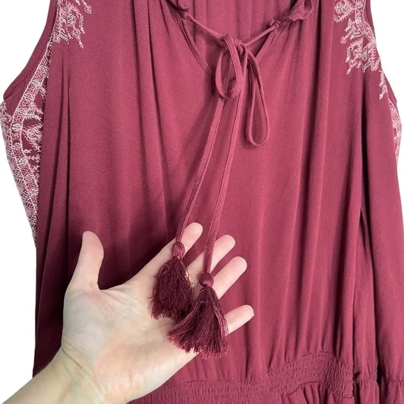 Alpha Amour Maroon Cold Shoulder Tassel Flare Sleeve Ruffle Hem Blouse - Picture 2 of 10